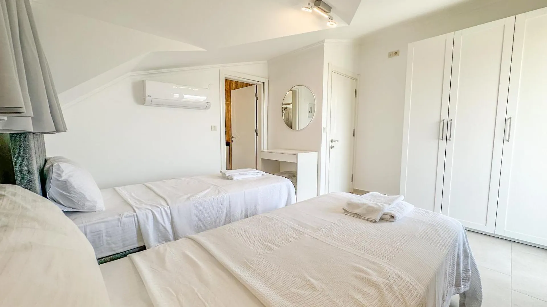 Villa Alya, Spacious 4 Bed Villa With Private Pool Fethiye 0*,  Turkey